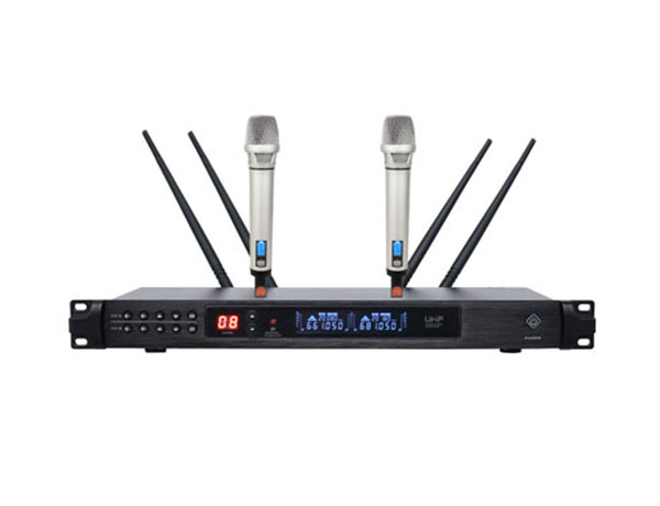 远距离一拖二真分集无线麦克风