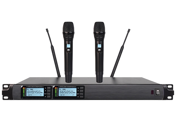 一拖二U段无线麦克风：（手持、台式、领夹，头戴）